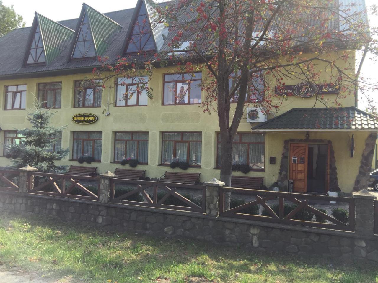 Dolche Vita Berehomet Buitenkant foto